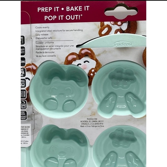 New Trudeau Silicone Cupcake Pan - Picture 4 of 6